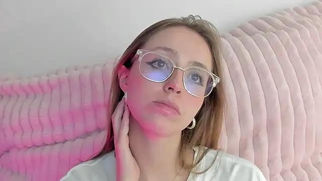 Snapshot of SofiaGc chatting on February 14, 2025, 6:34 am SofiaGc online show from February 14, 2025, 6:34 am