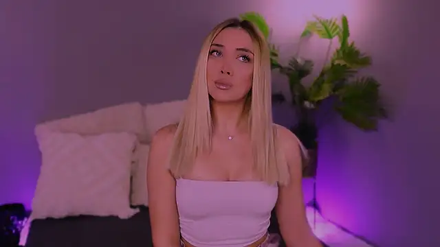 Jessielle online show from November 26, 2025, 3:39 am