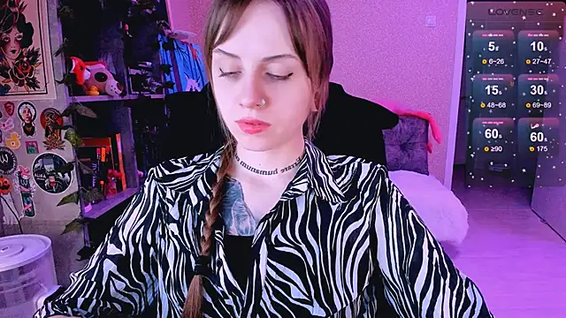 NaniMoore online show from February 13, 2025, 8:03 pm