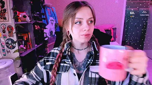 NaniMoore online show from March 22, 2025, 2:27 am