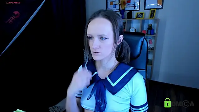 Snapshot of FrancescaCollins chatting on November 18, 2025, 2:42 pm FrancescaCollins online show from November 18, 2025, 2:42 pm