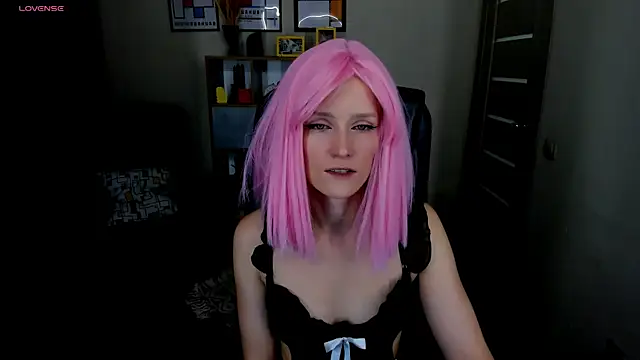 Snapshot of FrancescaCollins chatting on December 4, 2025, 3:33 pm FrancescaCollins online show from December 4, 2025, 3:33 pm