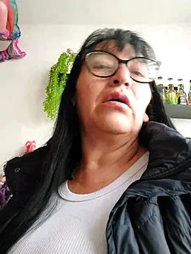 Snapshot of clarita_01 chatting on September 26, 2025, 1:40 pm clarita 01 online show from September 26, 2025, 1:40 pm