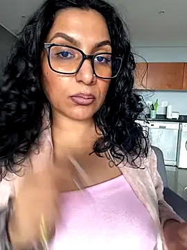 Indianbutter11 online show from November 10, 2025, 4:50 am