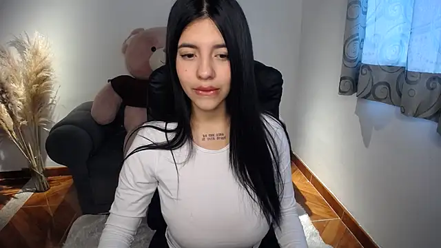 Snapshot of Alin_Aly chatting on September 10, 2025, 5:45 pm Alin Aly online show from September 10, 2025, 5:45 pm