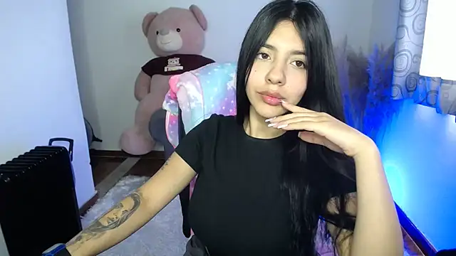 Snapshot of Alin_Aly chatting on November 18, 2025, 3:04 pm Alin Aly online show from November 18, 2025, 3:04 pm