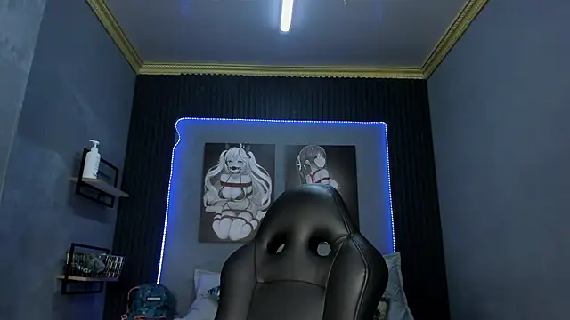 Ethan lennox online show from November 18, 2025, 3:26 pm