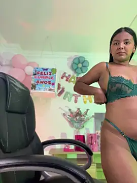 JANYLOVE   online show from June 30, 2026, 10:59 am