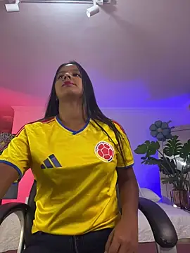 JANYLOVE   online show from July 3, 2026, 10:55 am