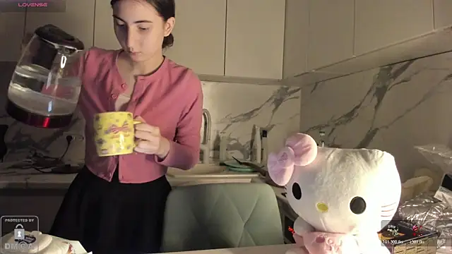 Ayesha Thebestt online show from February 11, 2026, 7:36 pm