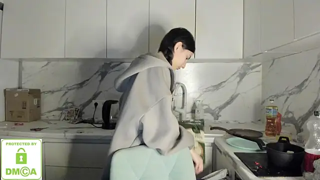 Ayesha Thebestt online show from January 9, 2026, 10:39 pm