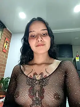 Snapshot of _vaness chatting on December 14, 2024, 6:13 am vaness online show from December 14, 2024, 6:13 am