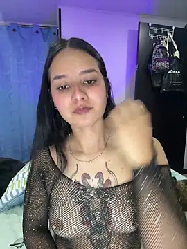 Snapshot of _vaness chatting on October 10, 2025, 5:19 am vaness online show from October 10, 2025, 5:19 am