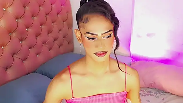 Snapshot of Aslhy_Goddessx chatting on September 21, 2025, 1:55 am Aslhy Goddessx online show from September 21, 2025, 1:55 am