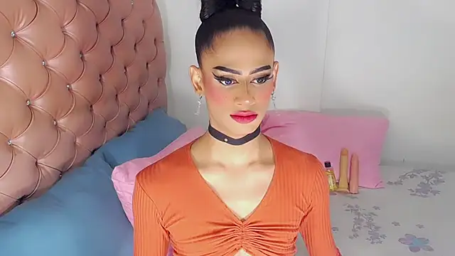 Snapshot of Aslhy_Goddessx chatting on March 14, 2025, 10:07 am Aslhy Goddessx online show from March 14, 2025, 10:07 am