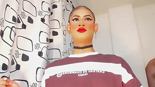Snapshot of Aslhy_Goddessx chatting on October 5, 2025, 9:05 pm Aslhy Goddessx online show from October 5, 2025, 9:05 pm