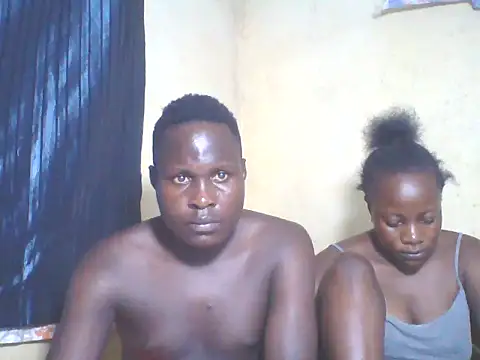 Snapshot of Dark_Queenchocolate chatting on October 7, 2025, 8:54 pm Dark Queenchocolate online show from October 7, 2025, 8:54 pm