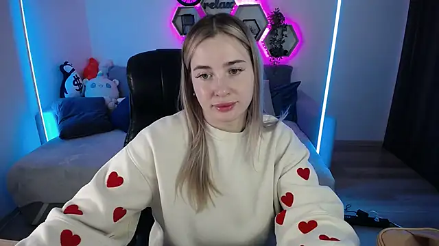 SabrinViolet online show from October 28, 2025, 9:08 am