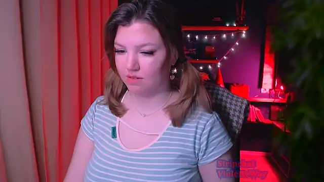 VioletteWay online show from February 14, 2025, 3:58 pm