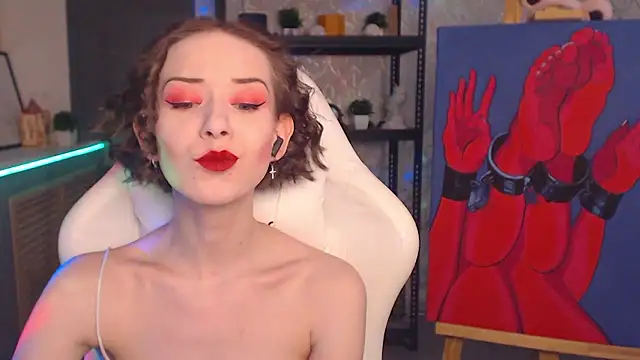 FascinatingEyess online show from January 5, 2026, 5:27 pm