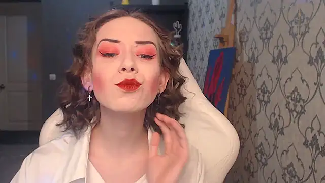 Snapshot of FascinatingEyess chatting on June 22, 2026, 8:28 pm FascinatingEyess online show from June 22, 2026, 8:28 pm