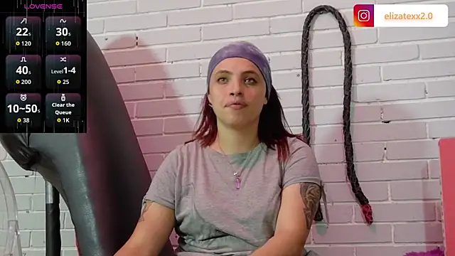 elizatexx online show from May 21, 2026, 6:05 pm