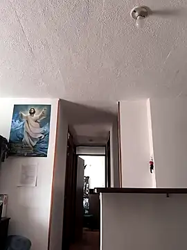 elizatexx online show from April 9, 2026, 1:28 pm