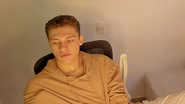 Snapshot of laurent_nova chatting on February 10, 2026, 6:51 pm laurent nova online show from February 10, 2026, 6:51 pm