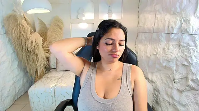 Dakotha v  online show from March 20, 2026, 3:18 am