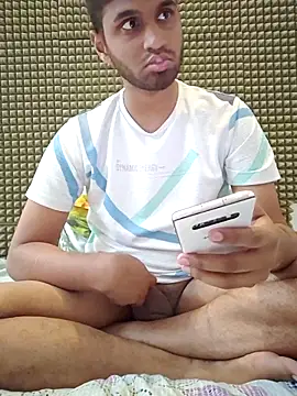 Snapshot of mykecockslong chatting on February 3, 2026, 11:04 am mykecockslong online show from February 3, 2026, 11:04 am