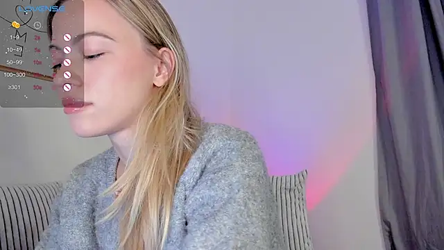 damn cutie online show from November 17, 2025, 4:33 pm