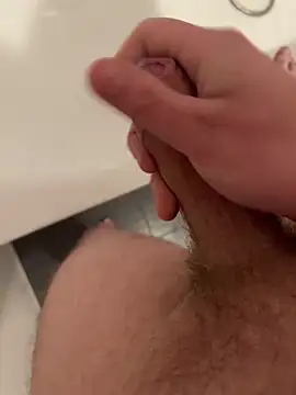 Snapshot of vorhauttree chatting on December 7, 2024, 3:58 pm vorhauttree online show from December 7, 2024, 3:58 pm