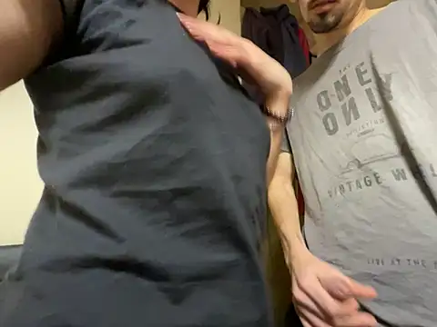 Snapshot of LamponaeFoglia3 chatting on December 17, 2024, 4:21 pm LamponaeFoglia3 online show from December 17, 2024, 4:21 pm