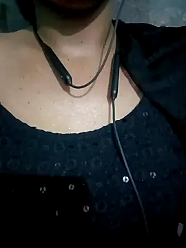 Snapshot of Sexy-bhabhi78 chatting on September 16, 2025, 2:18 pm Sexy-bhabhi78 online show from September 16, 2025, 2:18 pm