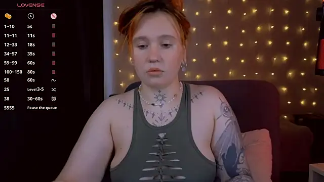 Snapshot of The_Full_Red_Moon chatting on February 21, 2026, 5:53 am The Full Red Moon online show from February 21, 2026, 5:53 am