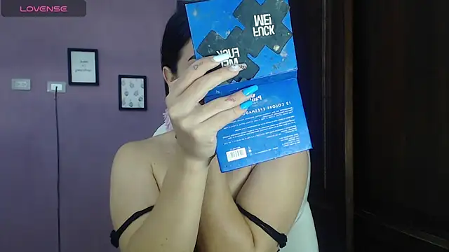 Snapshot of Luciana_Ortiz1 chatting on January 11, 2025, 3:42 pm Luciana Ortiz1 online show from January 11, 2025, 3:42 pm