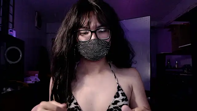 Erin Song online show from February 7, 2026, 4:04 pm