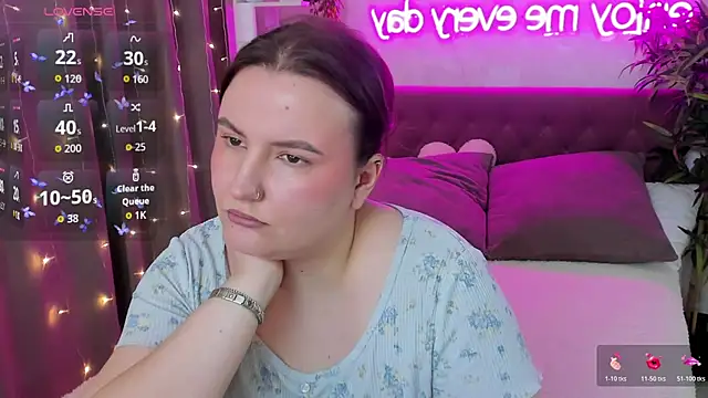 FeralPeach online show from March 15, 2026, 5:58 am