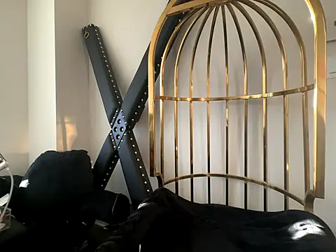 yourgoddessangela online show from October 11, 2025, 9:38 pm