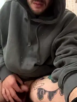 DragonPink online show from December 20, 2025, 3:09 am