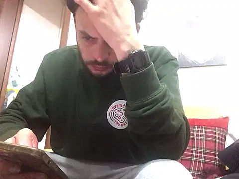 DragonPink online show from January 16, 2025, 10:44 pm