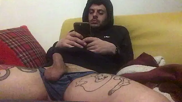 DragonPink online show from January 25, 2025, 2:37 am