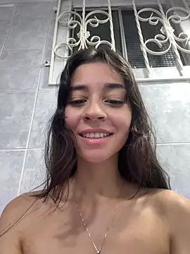 Soy Ania Sweet online show from July 7, 2026, 4:04 am