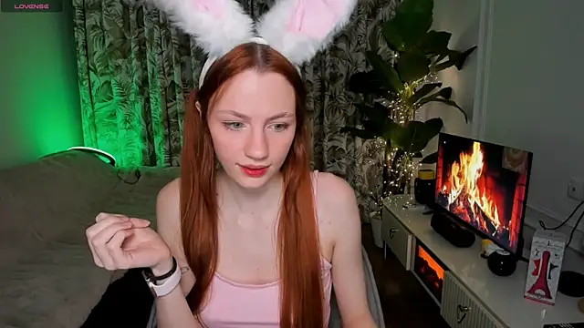 Alyssa Smitt online show from June 9, 2026, 8:54 pm