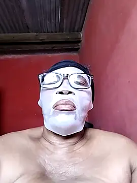 naughtygrannyXXX online show from December 21, 2025, 1:24 pm