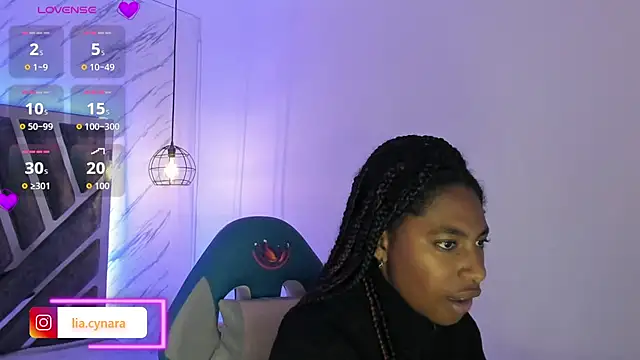Snapshot of Queen_perla_ chatting on September 9, 2025, 11:30 am Queen perla online show from September 9, 2025, 11:30 am