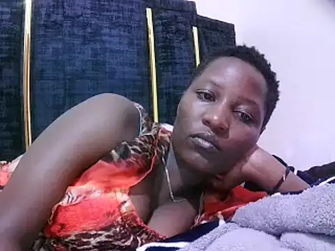 Snapshot of Shankey5 chatting on February 7, 2025, 7:38 pm Shankey5 online show from February 7, 2025, 7:38 pm