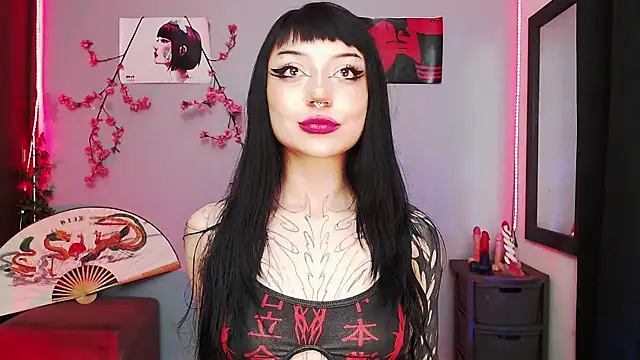 Snapshot of catipetite chatting on February 27, 2026, 4:45 am catipetite online show from February 27, 2026, 4:45 am