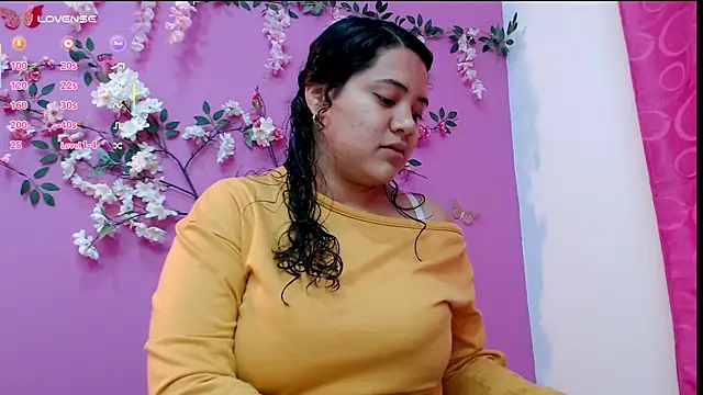 Snapshot of Watagatapitusberry1 chatting on March 7, 2025, 1:20 am Watagatapitusberry1 online show from March 7, 2025, 1:20 am