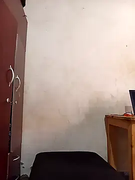 Uncletee112 online show from September 12, 2025, 11:43 am